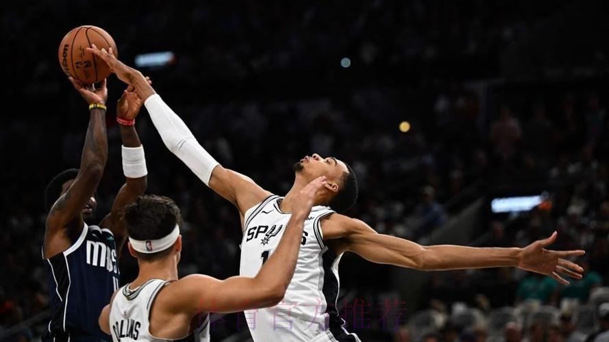 文班亚马21分布朗27分 马刺100-95险胜凯尔特人 文班亚马21分布朗27分 马刺100-95险胜凯尔特人